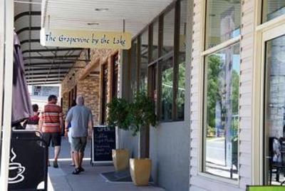 фото отеля Nagambie Motor Inn & Conference Centre