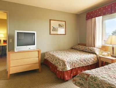 фото отеля Ramada Carlsbad by the Sea