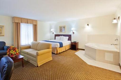 фото отеля Holiday Inn Express Dillard