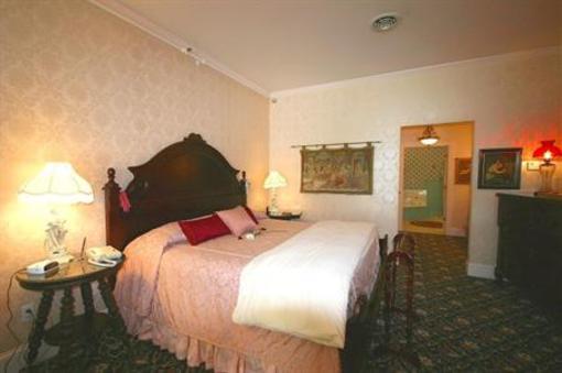 фото отеля 1896 House Country Inn Williamstown (Massachusetts)