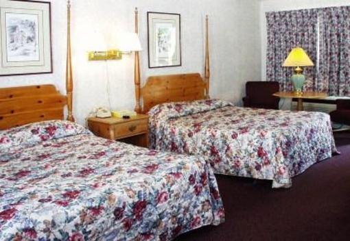 фото отеля Country Hearth Inn & Suites Williamsburg (Virginia)