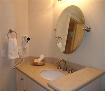 фото отеля ResortQuest Rentals at Isle of Palms & Wild Dunes