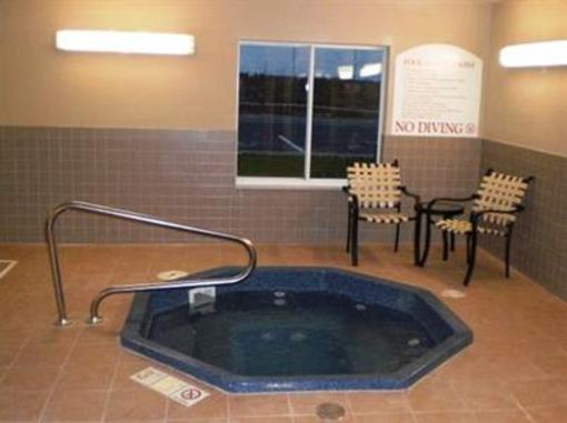 фото отеля Holiday Inn Express Hotel & Suites Sedalia