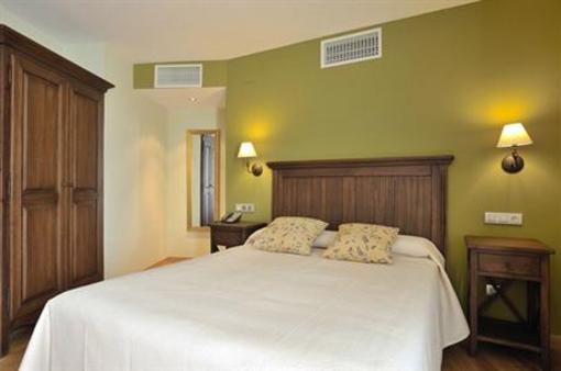 фото отеля Hotel El Peiron