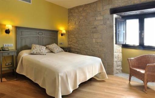 фото отеля Hotel El Peiron