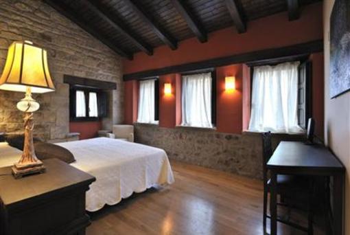 фото отеля Hotel El Peiron
