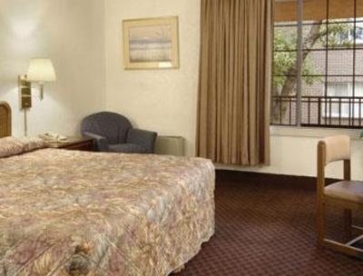 фото отеля Howard Johnson Inn Denver
