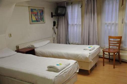фото отеля Travel Hotel