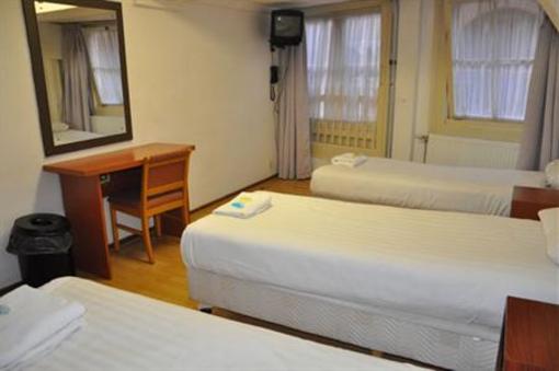 фото отеля Travel Hotel