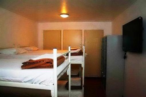 фото отеля Travel Hotel