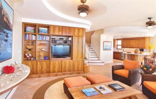 фото отеля Whalers Cove Resort