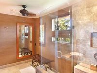 Whalers Cove Resort