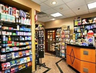 фото отеля Ramada Plaza Hotel Newark Intl Airport EWR