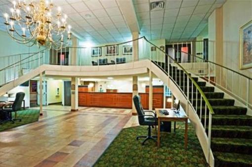 фото отеля Holiday Inn Eau Claire-Campus Area/I-94