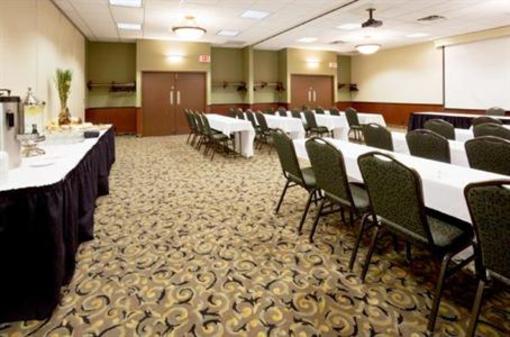 фото отеля Holiday Inn Eau Claire-Campus Area/I-94