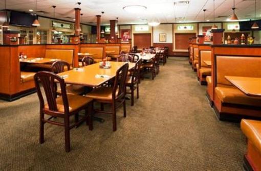 фото отеля Holiday Inn Eau Claire-Campus Area/I-94