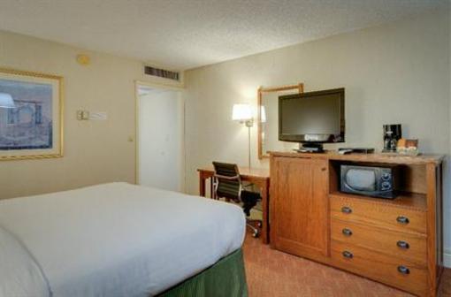 фото отеля Vagabond Inn Executive SFO Airport
