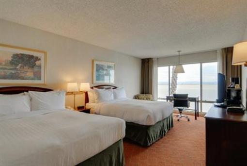 фото отеля Vagabond Inn Executive SFO Airport