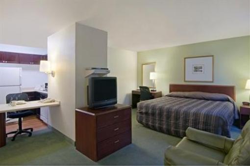 фото отеля Extended Stay Deluxe Indianapolis-Airport-W Southern Ave