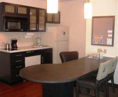 фото отеля Candlewood Suites North Orange County