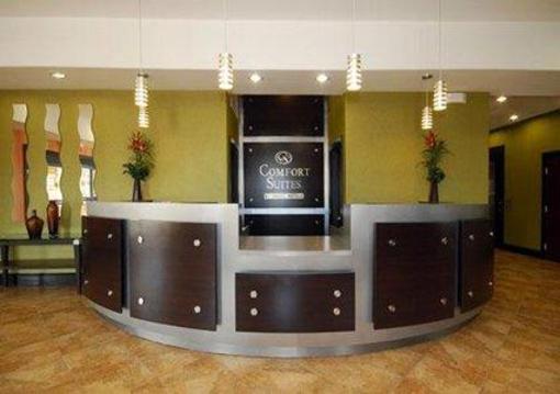 фото отеля Comfort Suites Dallas