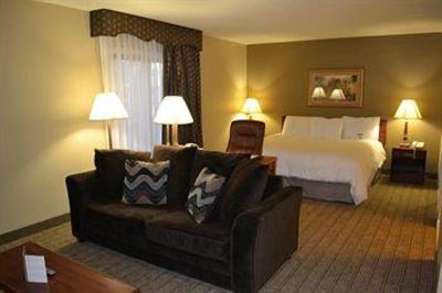 фото отеля Eastland Suites Hotel & Conference Center of Champaign-Urbana