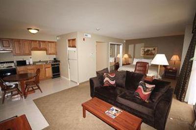 фото отеля Eastland Suites Hotel & Conference Center of Champaign-Urbana