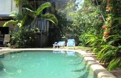 фото отеля Gecko's Backpackers