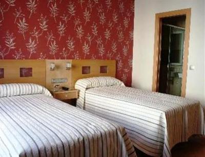 фото отеля Hostal Abami II