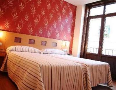 фото отеля Hostal Abami II