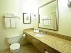 фото отеля Holiday Inn Express Delafield