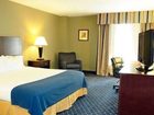 фото отеля Holiday Inn Express Delafield