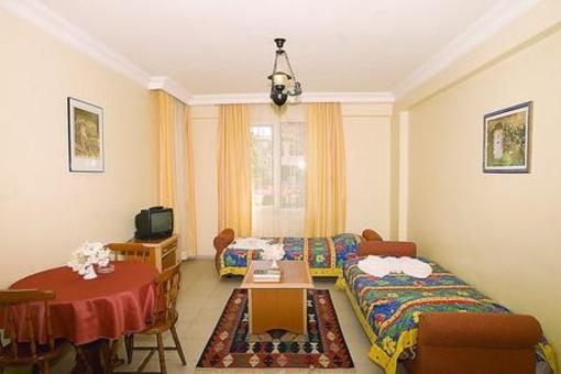 фото отеля Aparthotel My Home
