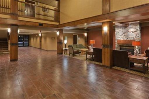фото отеля Holiday Inn West Yellowstone