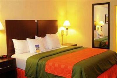 фото отеля BEST WESTERN NE Mall Inn & Suites Fort Worth
