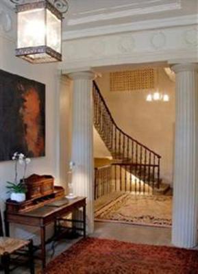 фото отеля Six Brunton Place Guest House