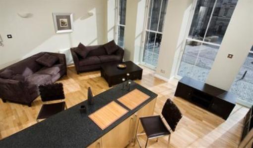 фото отеля St. Giles Apartments Edinburgh