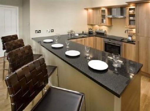 фото отеля St. Giles Apartments Edinburgh