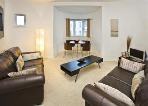 фото отеля St. Giles Apartments Edinburgh