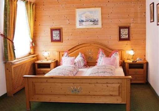 фото отеля Hahnenhof Hotel Kitzbuhel