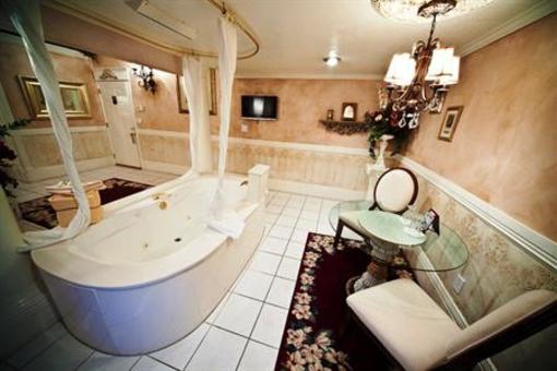 фото отеля The Anniversary Inn 5th South Salt Lake City