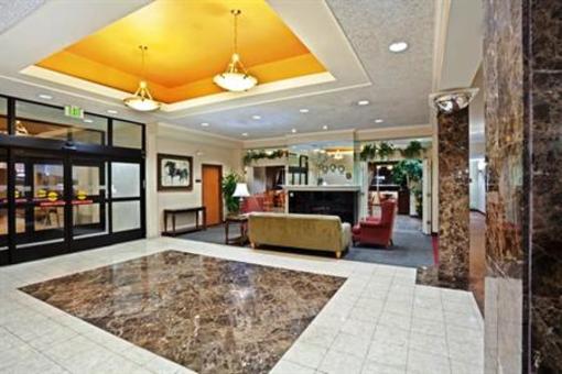фото отеля Holiday Inn Express Hotel & Suites Seattle