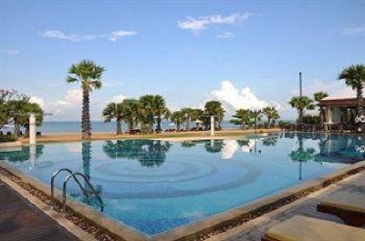 фото отеля Ravindra Beach Resort & Spa