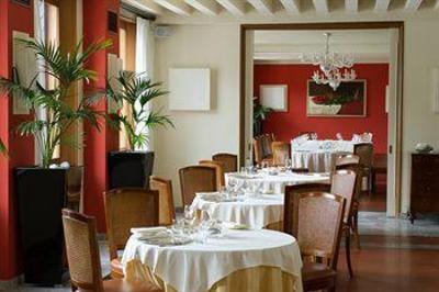 фото отеля Relais Monaco Hotel and Country Club