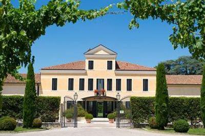 фото отеля Relais Monaco Hotel and Country Club