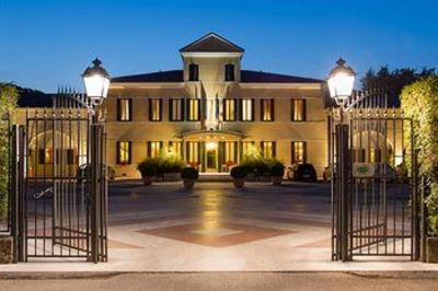 фото отеля Relais Monaco Hotel and Country Club