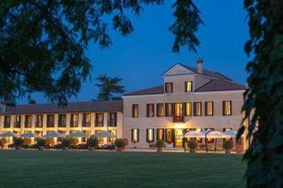 фото отеля Relais Monaco Hotel and Country Club