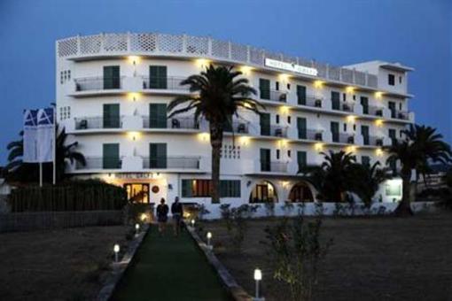 фото отеля Azuline Hotel Galfi Ibiza