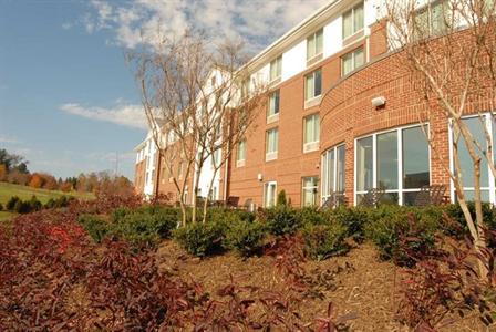 фото отеля Hilton Garden Inn Charlottesville