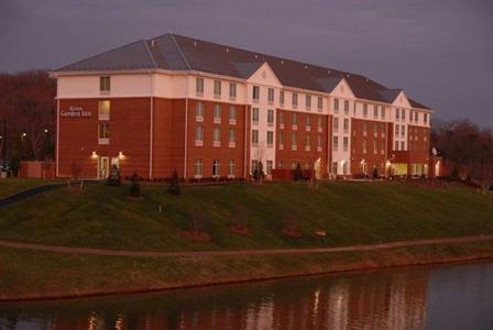 фото отеля Hilton Garden Inn Charlottesville